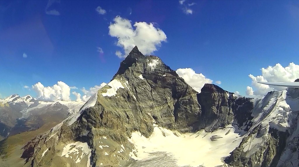 Vol vers la suisse Cervin
